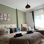 Theomar Apartament