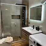 Theomar Apartament