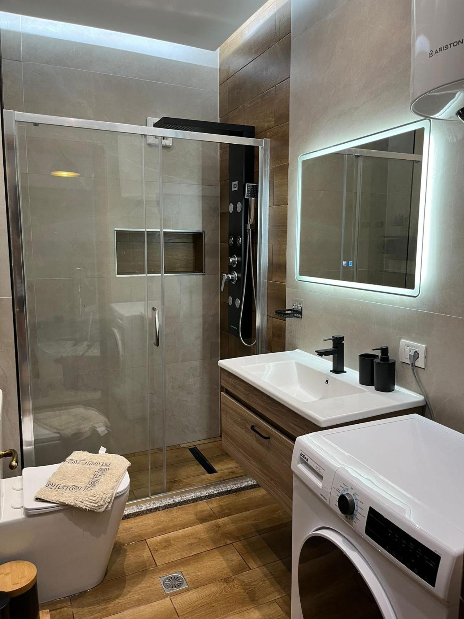 Theomar Apartament Durrës
